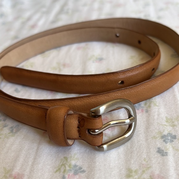 Vintage Wilfred Genuine Leather Brown Belt SMALL - Picture 1 of 6